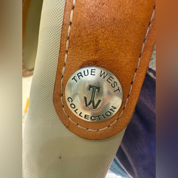 Vintage True West Leather Southwestern Messenger Bag - Picture 5 of 12